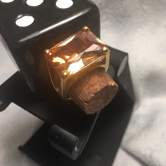 Ring - Picture 2 of 2